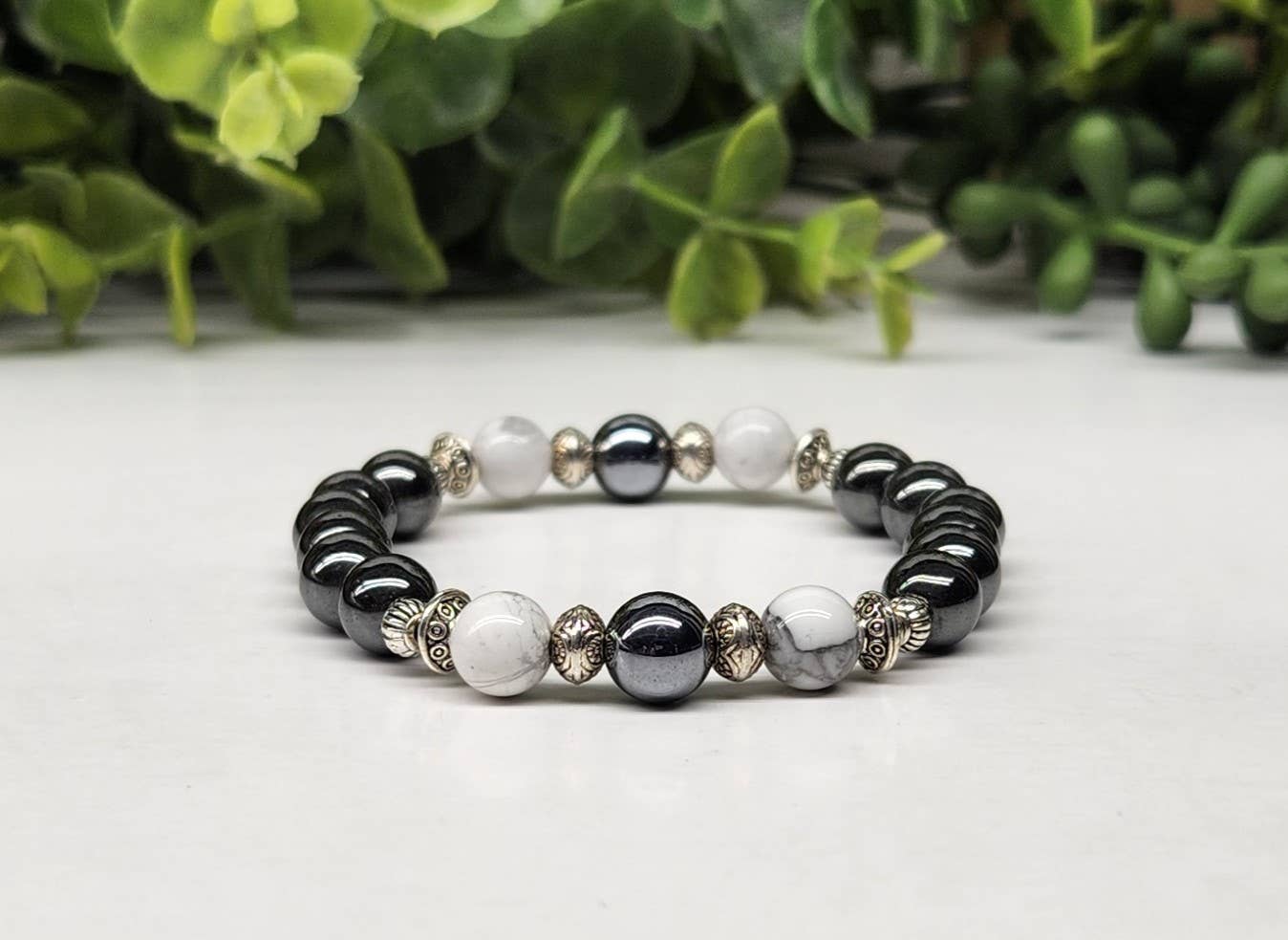 CALMNESS/GROUNDING- White Howlite/Hematite Bracelet 8mm